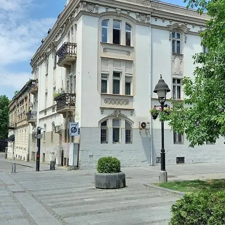 Fortress 1: Quiet, Lux 50M2 , Apartment In The Pedestrian Zone Белград Экстерьер фото
