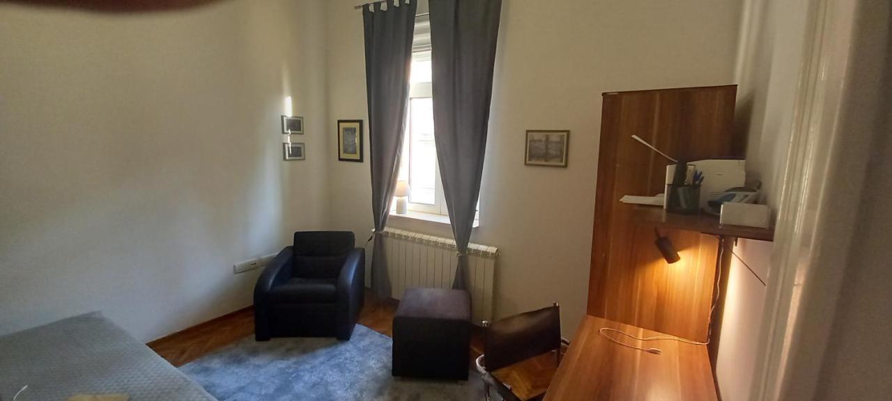 Apartment Fortress 1: Quiet, Lux 50m2 , In The Pedestrian Zone Belgrade